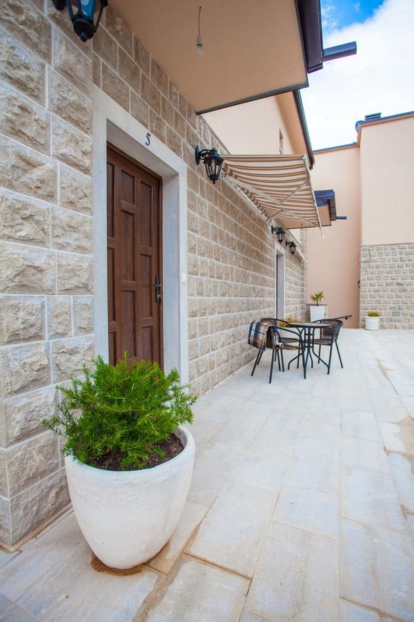 Rosmarino Daire Sveti Stefan Dış mekan fotoğraf